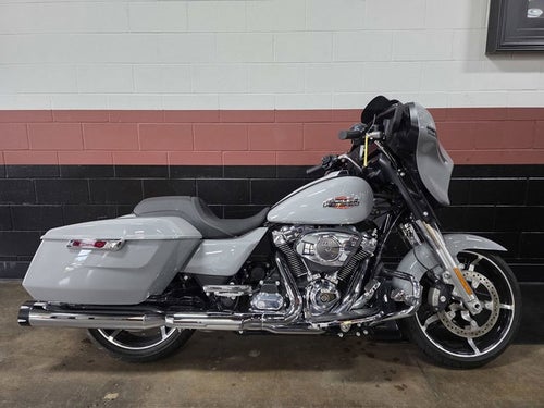 2025 Harley-Davidson Street Glide FLHX