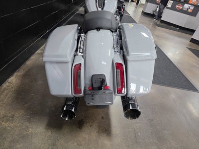 2025 Harley-Davidson Street Glide FLHX