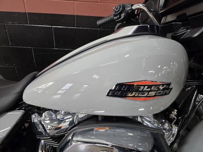 2025 Harley-Davidson Street Glide FLHX