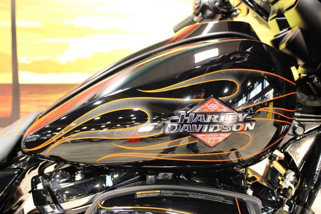 2025 Harley-Davidson FLHX - Street Glide Base