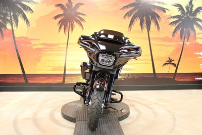 2025 Harley-Davidson FLHX - Street Glide Base