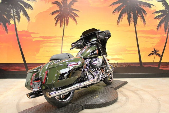 2026 Harley-Davidson FLHX - Street Glide Base