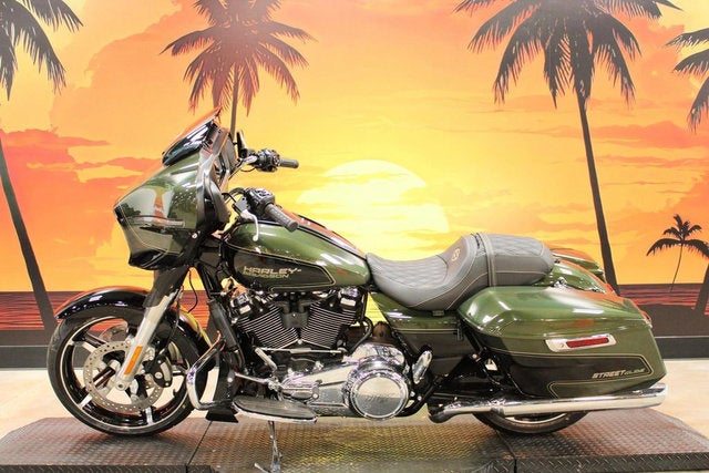 2026 Harley-Davidson FLHX - Street Glide Base