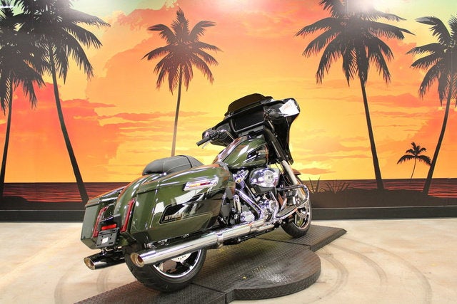 2026 Harley-Davidson FLHX - Street Glide Base