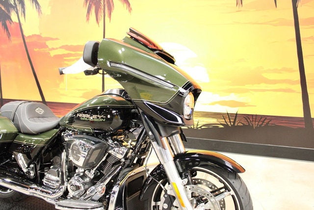 2026 Harley-Davidson FLHX - Street Glide Base