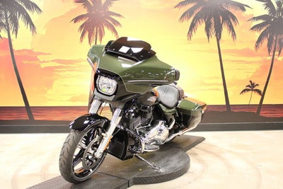 2026 Harley-Davidson FLHX - Street Glide Base