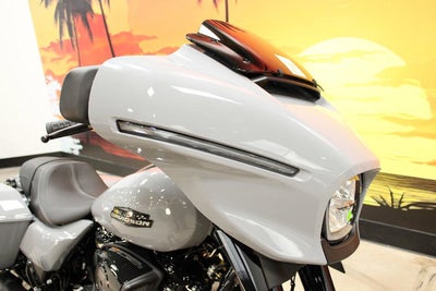 2026 Harley-Davidson Street Glide FLHX