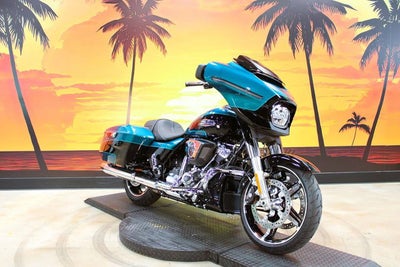 2026 Harley-Davidson Street Glide FLHX