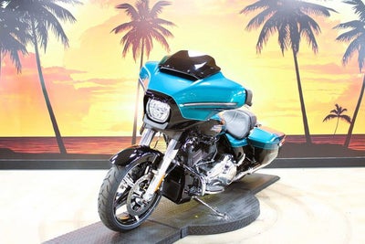 2026 Harley-Davidson Street Glide FLHX