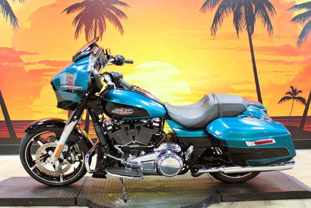 2026 Harley-Davidson Street Glide FLHX