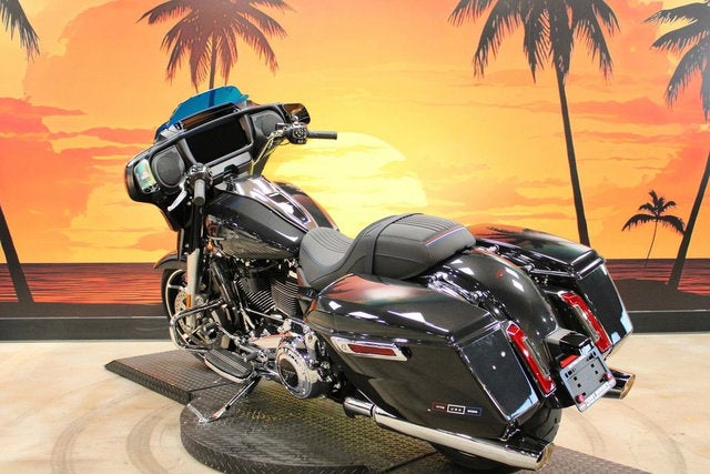 2026 Harley-Davidson FLHX - Street Glide Base