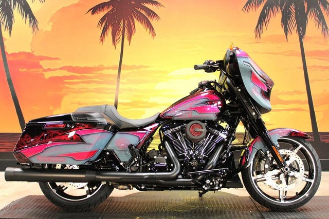 2026 Harley-Davidson Street Glide FLHX