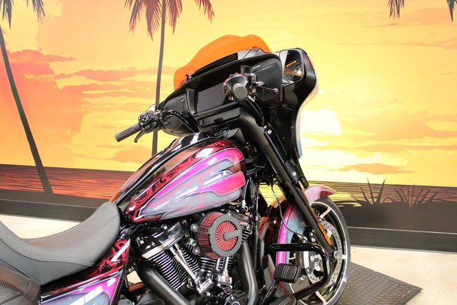 2026 Harley-Davidson Street Glide FLHX