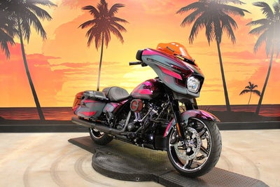 2026 Harley-Davidson Street Glide FLHX