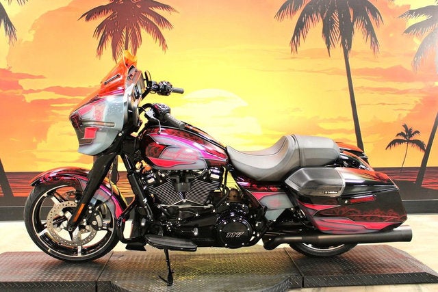 2026 Harley-Davidson Street Glide FLHX