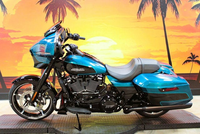 2026 Harley-Davidson Street Glide FLHX