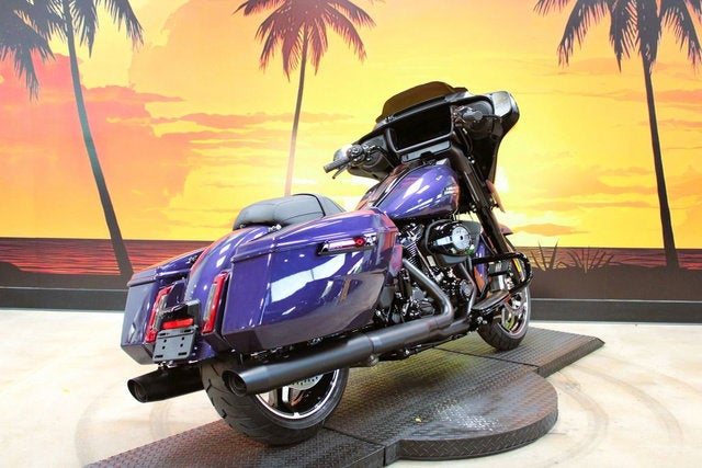 2026 Harley-Davidson FLHX - Street Glide Base