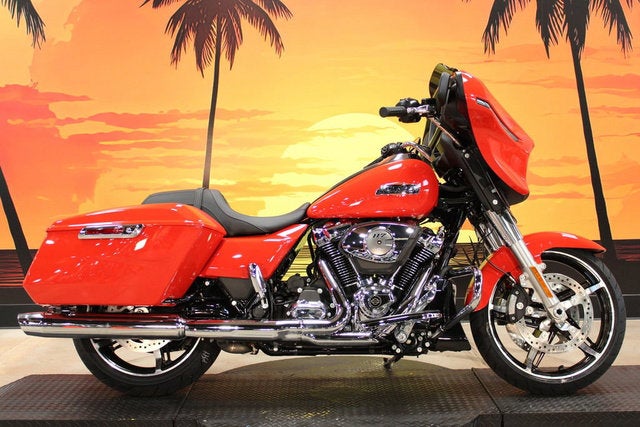 2026 Harley-Davidson FLHX - Street Glide Base