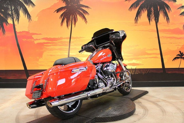 2026 Harley-Davidson FLHX - Street Glide Base