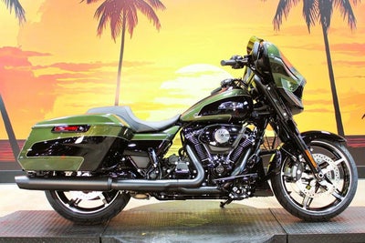 2026 Harley-Davidson Street Glide FLHX