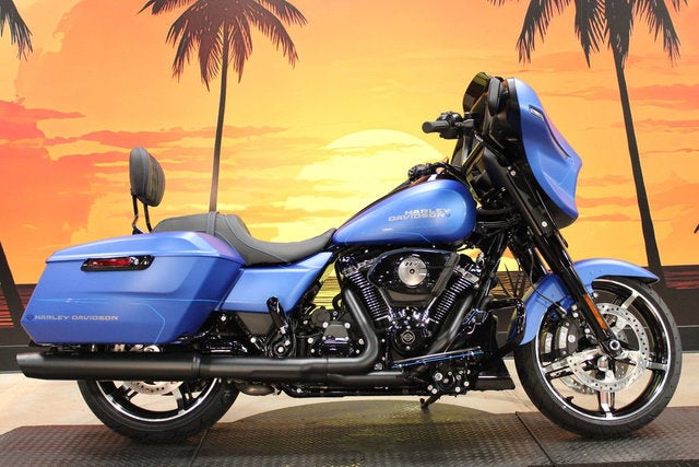 2026 Harley-Davidson Street Glide FLHX