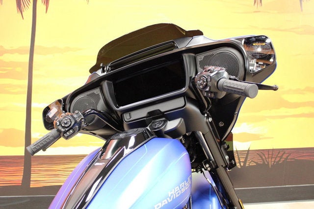 2026 Harley-Davidson Street Glide FLHX