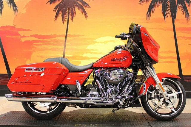 2026 Harley-Davidson Street Glide FLHX