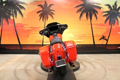 2026 Harley-Davidson Street Glide FLHX