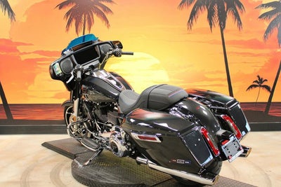2026 Harley-Davidson FLHX - Street Glide Base