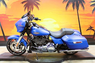 2026 Harley-Davidson Street Glide FLHX