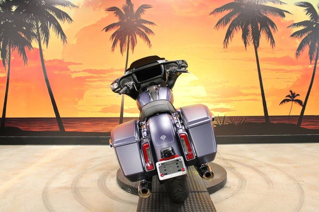 2025 Harley-Davidson FLHX - Street Glide Base