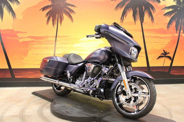 2025 Harley-Davidson FLHX - Street Glide Base