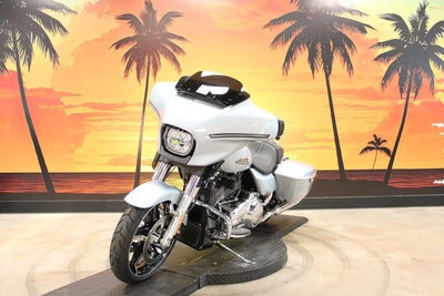 2025 Harley-Davidson FLHX - Street Glide Base