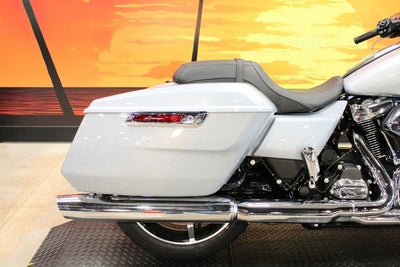 2025 Harley-Davidson FLHX - Street Glide Base