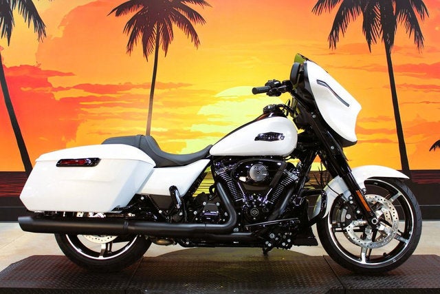 2025 Harley-Davidson FLHX - Street Glide Base