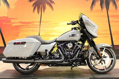 2026 Harley-Davidson Street Glide FLHX
