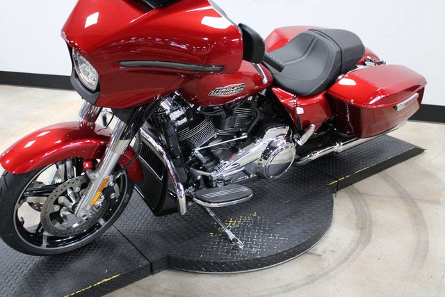 2025 Harley-Davidson FLHX - Street Glide Base