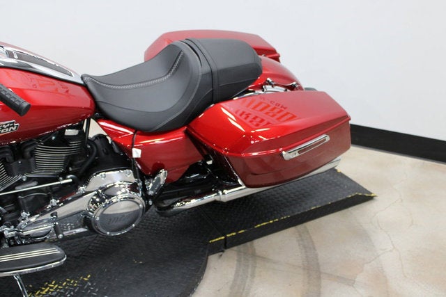 2025 Harley-Davidson FLHX - Street Glide Base