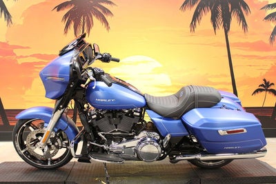 2026 Harley-Davidson Street Glide FLHX
