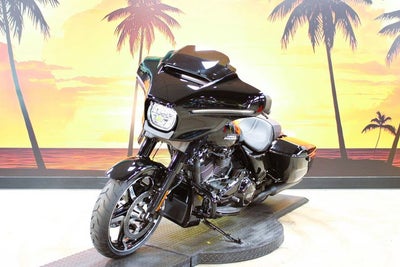 2026 Harley-Davidson FLHX - Street Glide Base