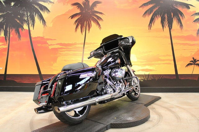 2026 Harley-Davidson FLHX - Street Glide Base