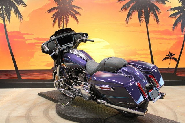 2026 Harley-Davidson Street Glide FLHX