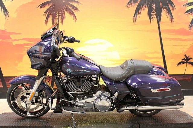 2026 Harley-Davidson Street Glide FLHX