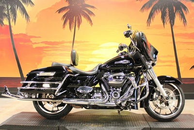 2021 Harley-Davidson Street Glide FLHX