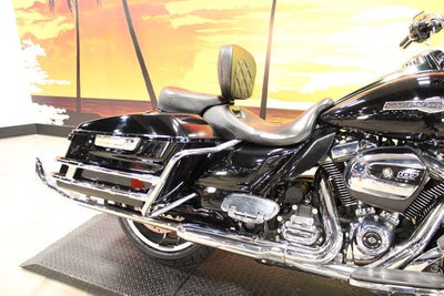 2021 Harley-Davidson Street Glide FLHX