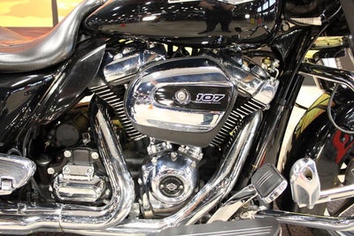 2021 Harley-Davidson Street Glide FLHX