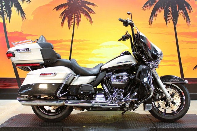 2018 Harley-Davidson FLHTK - Ultra Limited Base