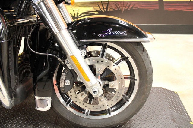 2017 Harley-Davidson FLHTK - Ultra Limited Base