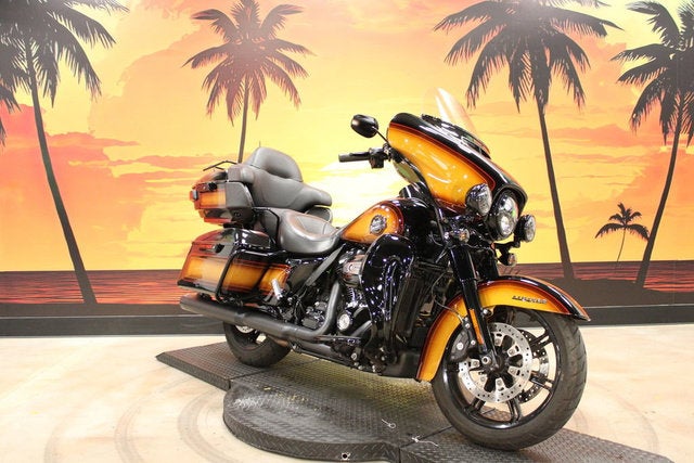 2024 Harley-Davidson FLHTK - Ultra Limited Base