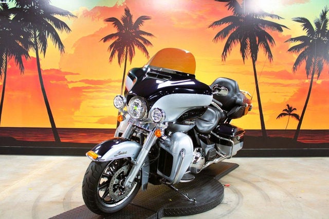 2019 Harley-Davidson FLHTK - Ultra Limited Base